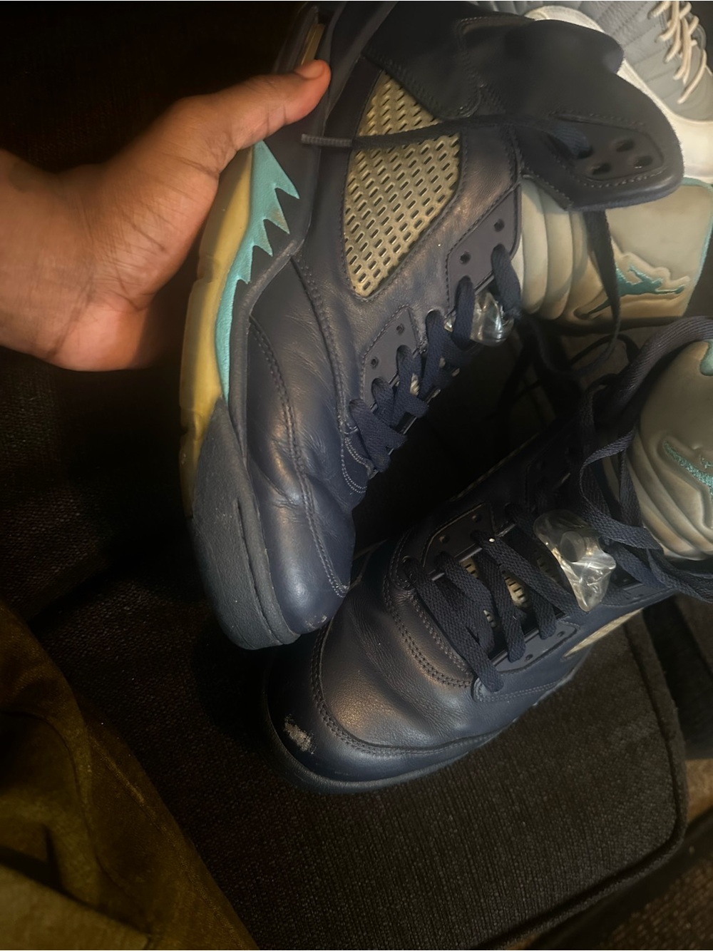 Jordan Men's Navy Blue and Teal Sneakers